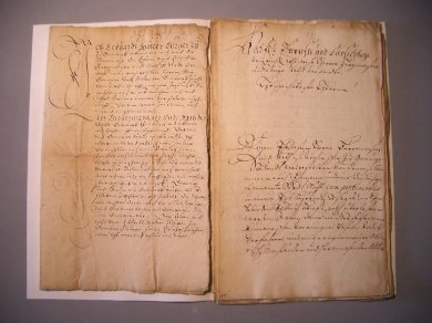 Erbleihbrief und Reverse der Erbbeständer für die Stadtmühle, 1580-1807 (Bestand 1 Grünberg A: Abt. XXVI, Konv. 14, Fasz. 17) Erbleihbrief und Reverse der Erbbeständer für die Stadtmühle, 1580-1807 (Bestand 1 Grünberg A: Abt. XXVI, Konv. 14, Fasz. 17)